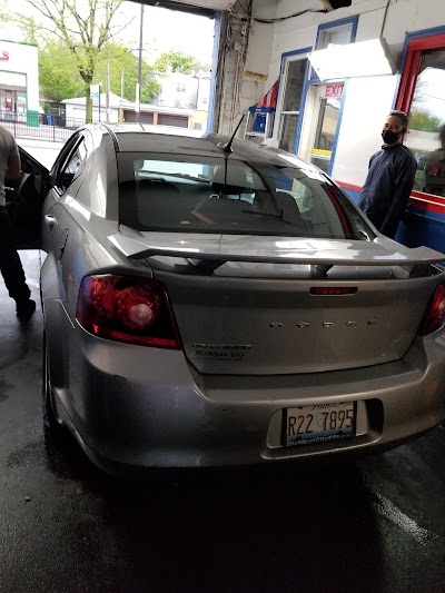 Chicago Hand Car Wash. Hand & Detail. https://www/.Chicagohandcarwashanddetails .com